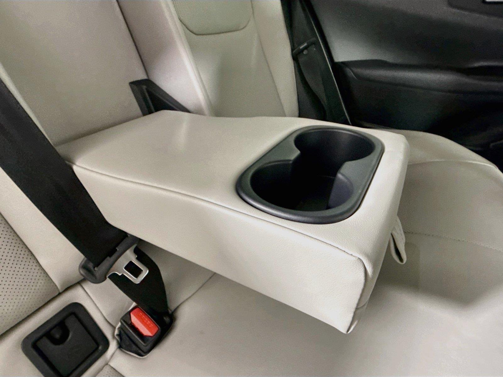 2026 Toyota Prius XLE photo 37