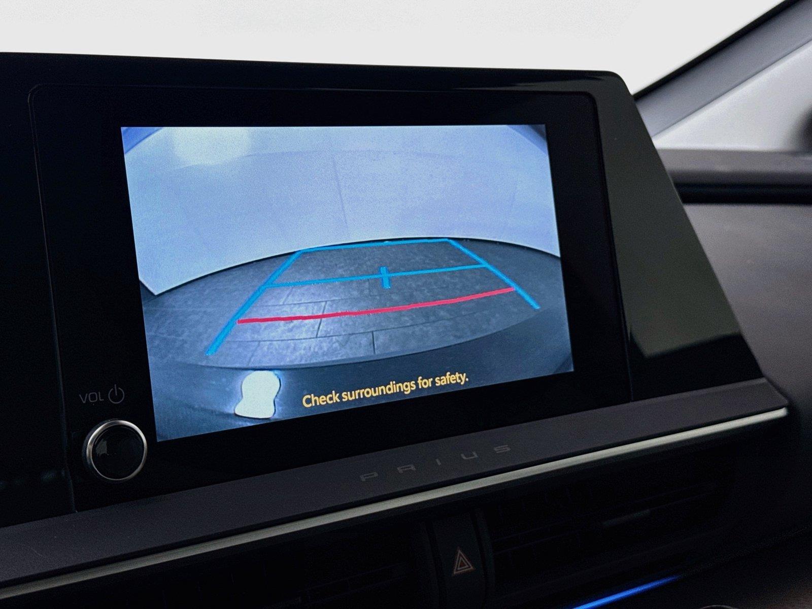 2026 Toyota Prius XLE photo 24