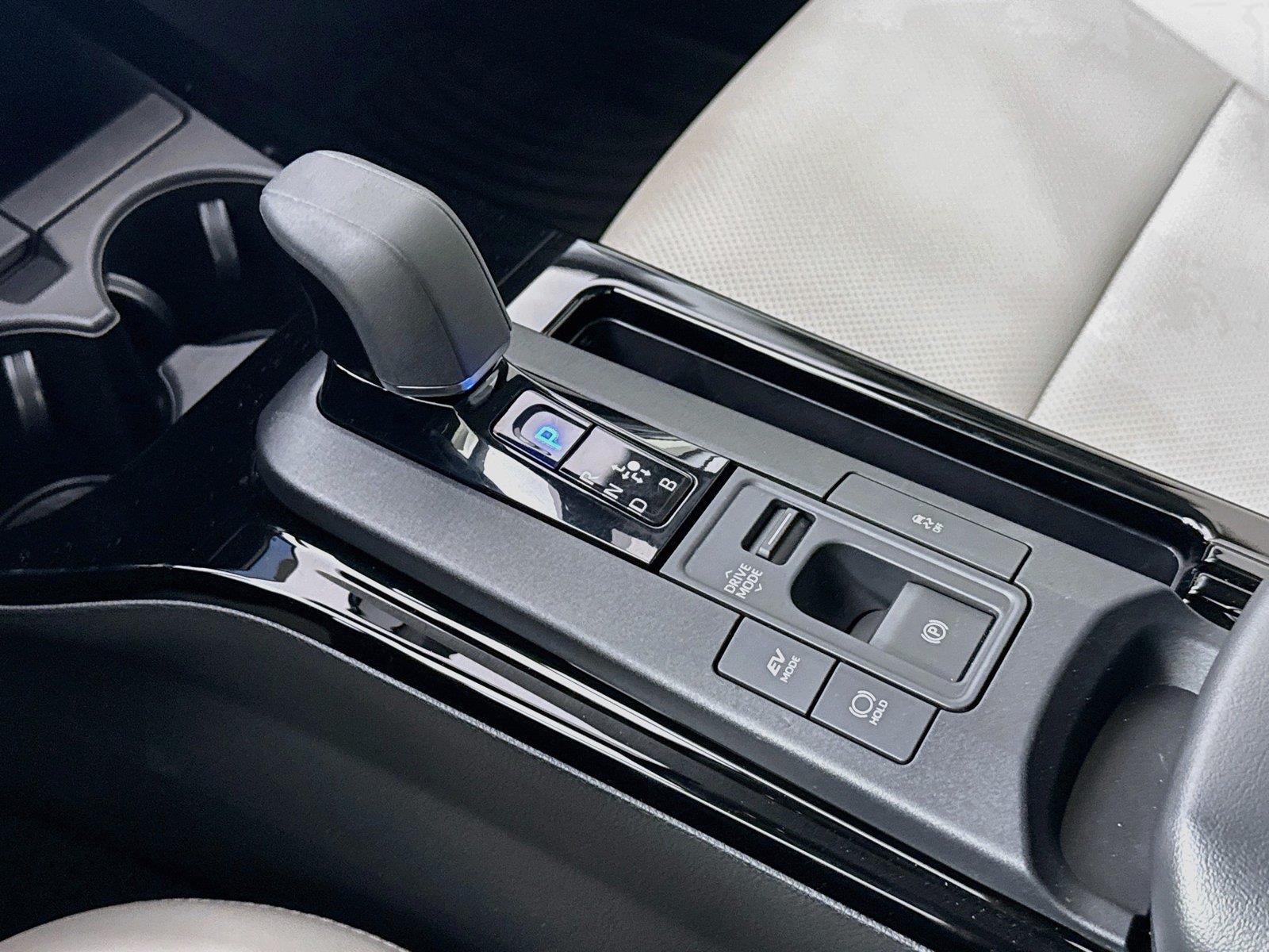 2026 Toyota Prius XLE photo 26
