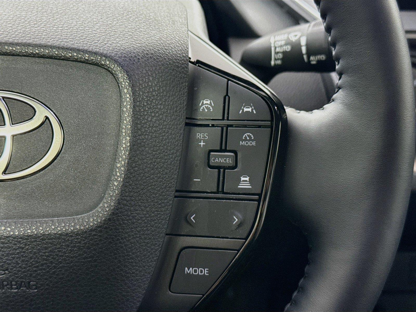 2026 Toyota Prius XLE photo 19