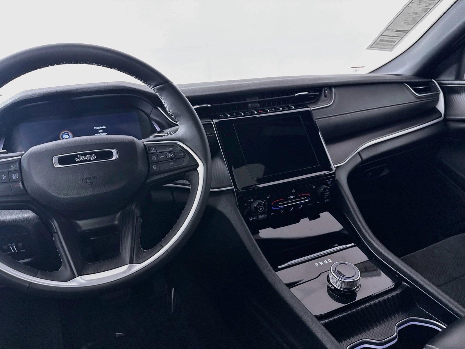 2024 Jeep Grand Cherokee L Altitude X photo 30