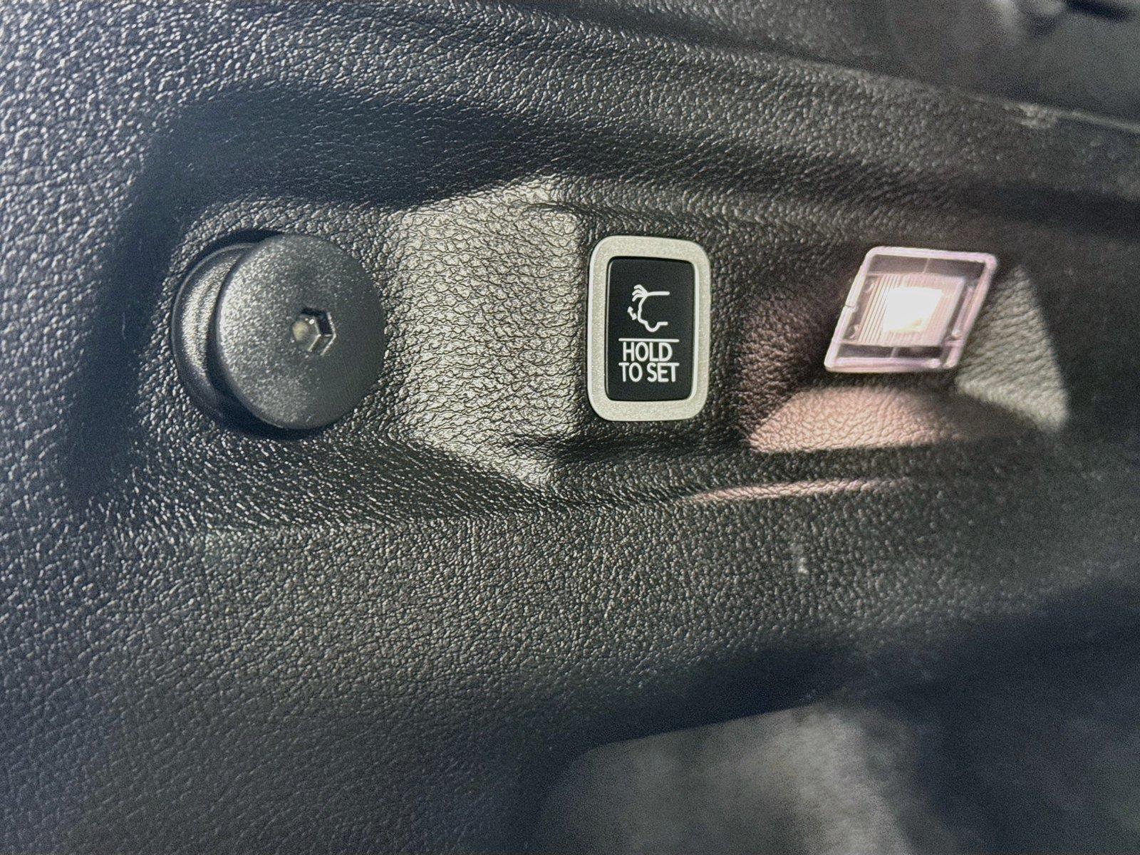 2024 Jeep Grand Cherokee L Altitude X photo 37