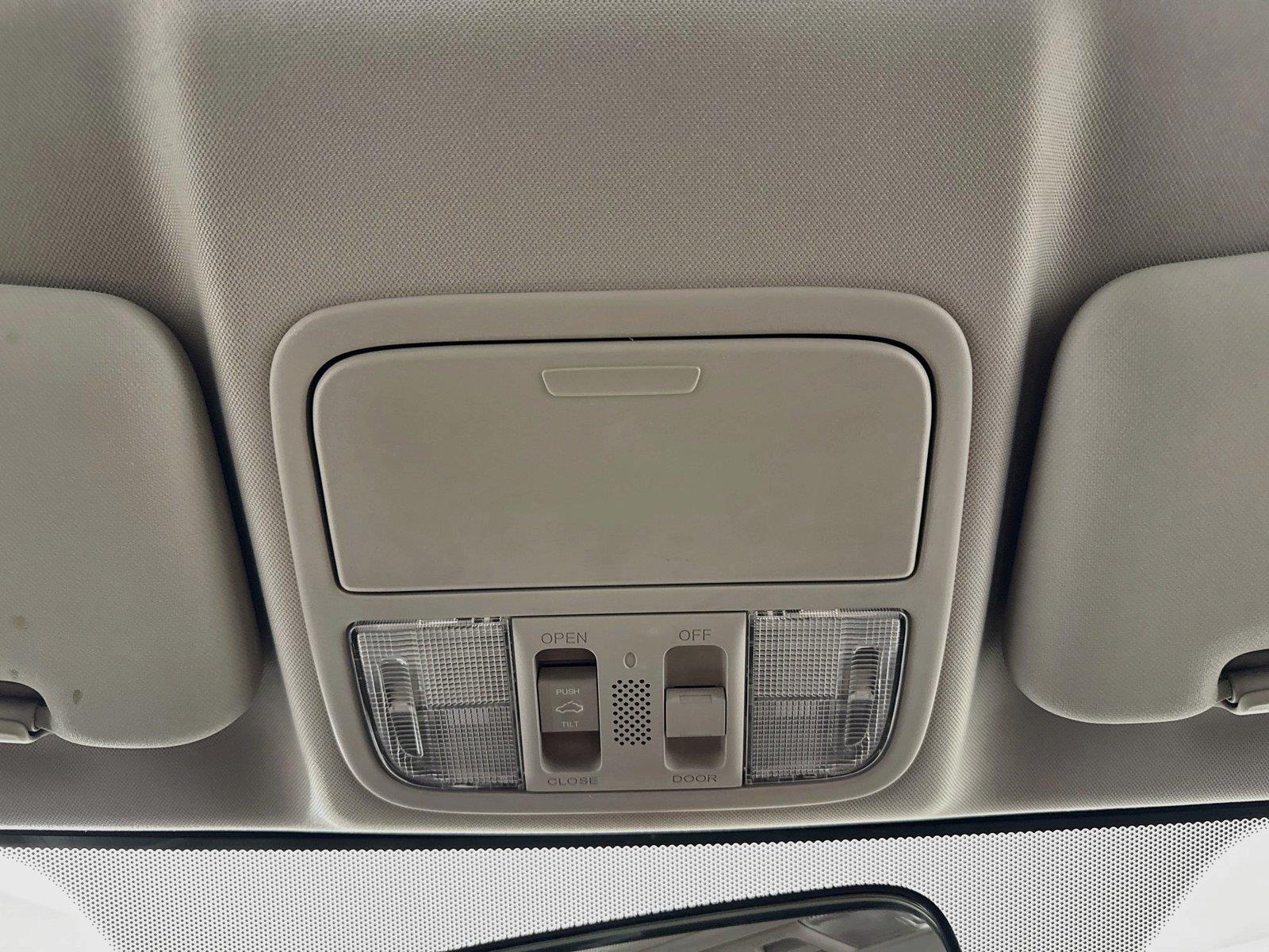 2011 Honda CR-V EX-L photo 20