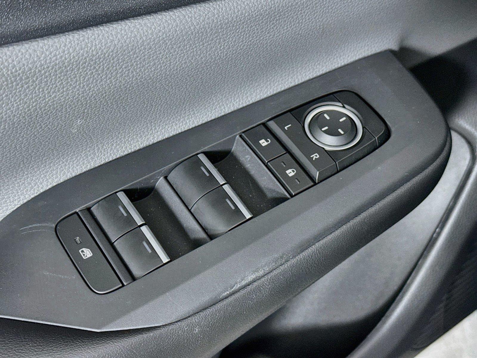 2026 Toyota Prius XLE photo 27