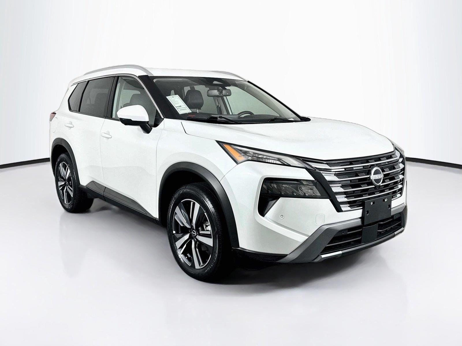 2026 Nissan Rogue SL photo 9