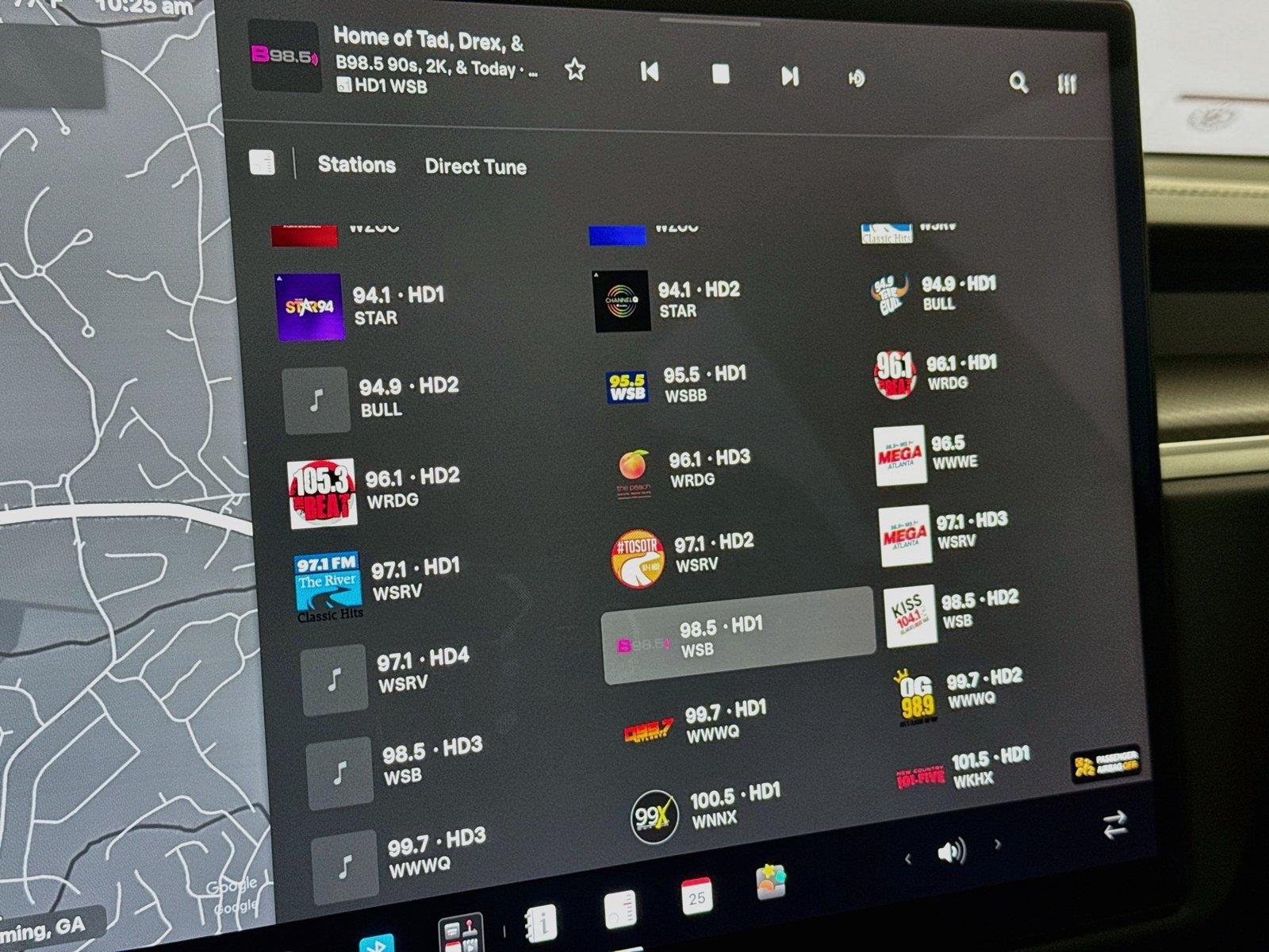2021 Tesla Model S Plaid photo 20