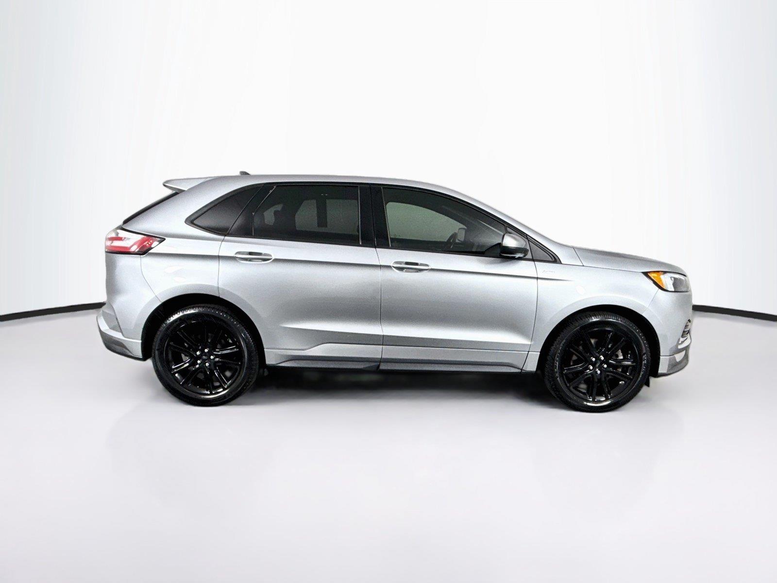 2021 Ford Edge ST-Line photo 10