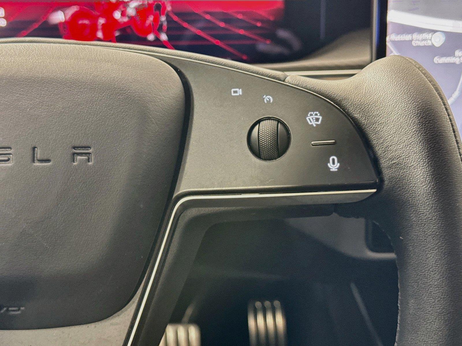 2021 Tesla Model S Plaid photo 17