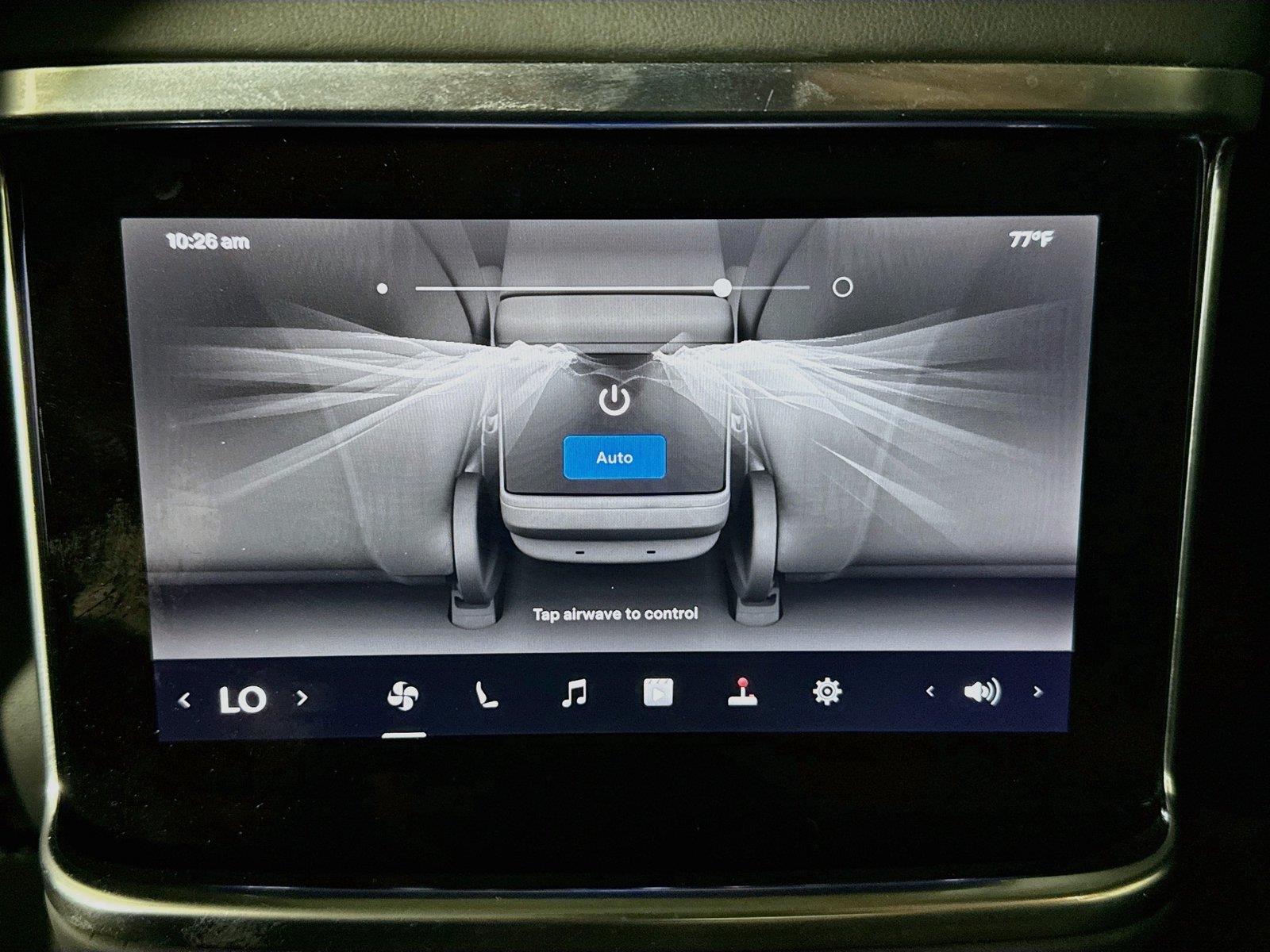 2021 Tesla Model S Plaid photo 31