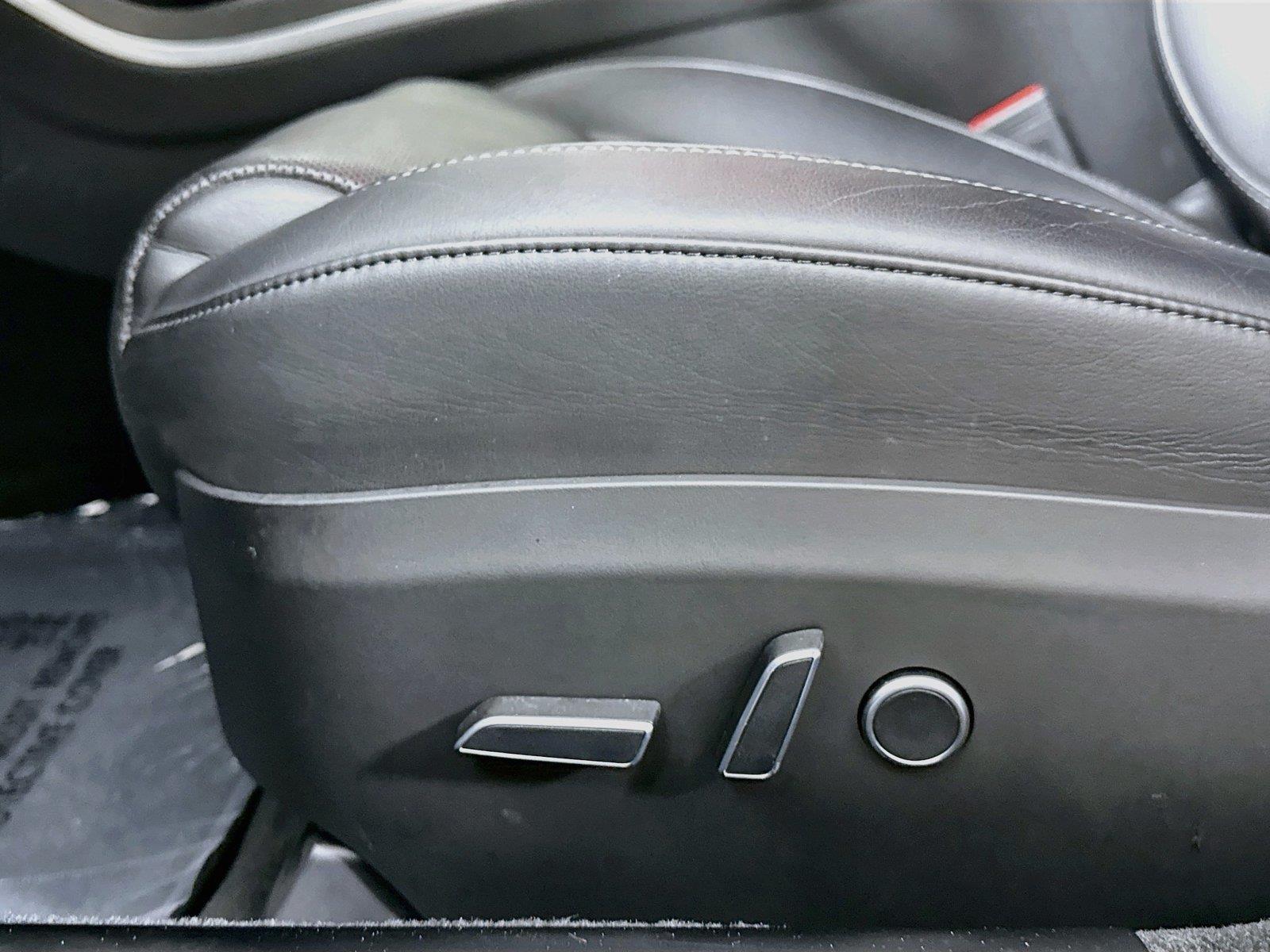 2021 Tesla Model S Plaid photo 25