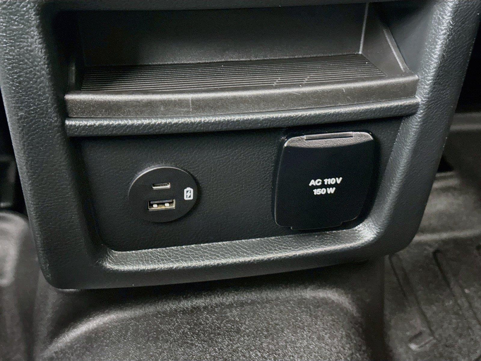 2021 Ford Edge ST-Line photo 38