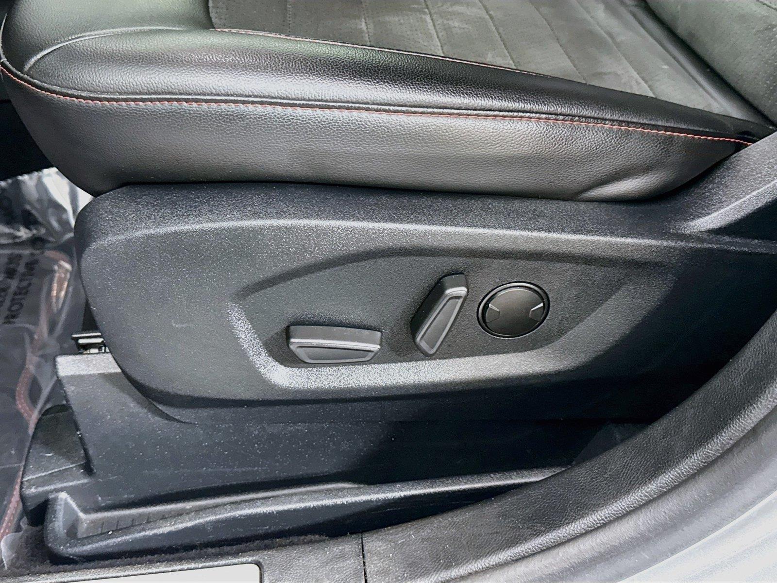 2021 Ford Edge ST-Line photo 30