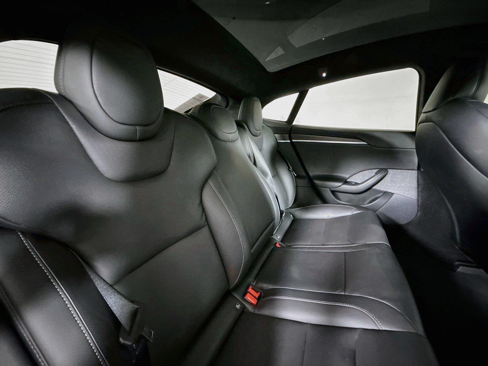 2021 Tesla Model S Plaid photo 34