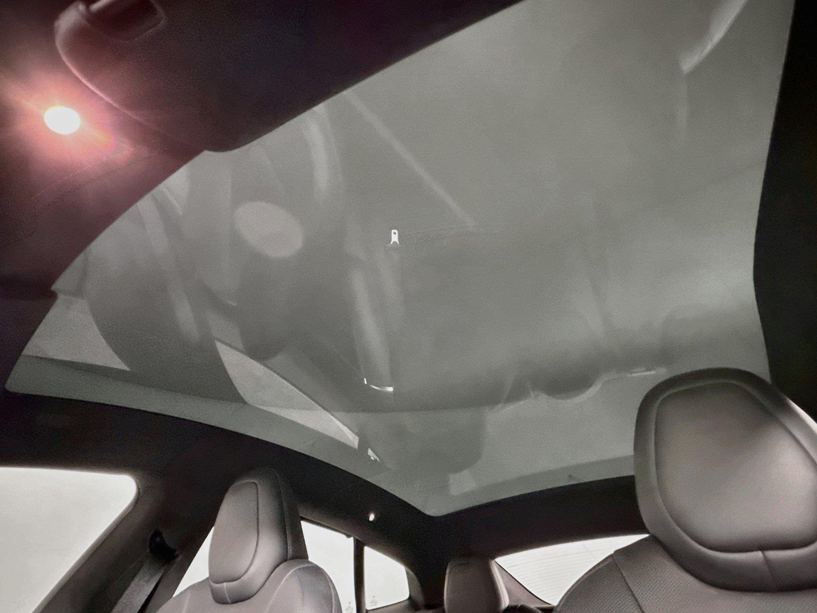 2021 Tesla Model S Plaid photo 5