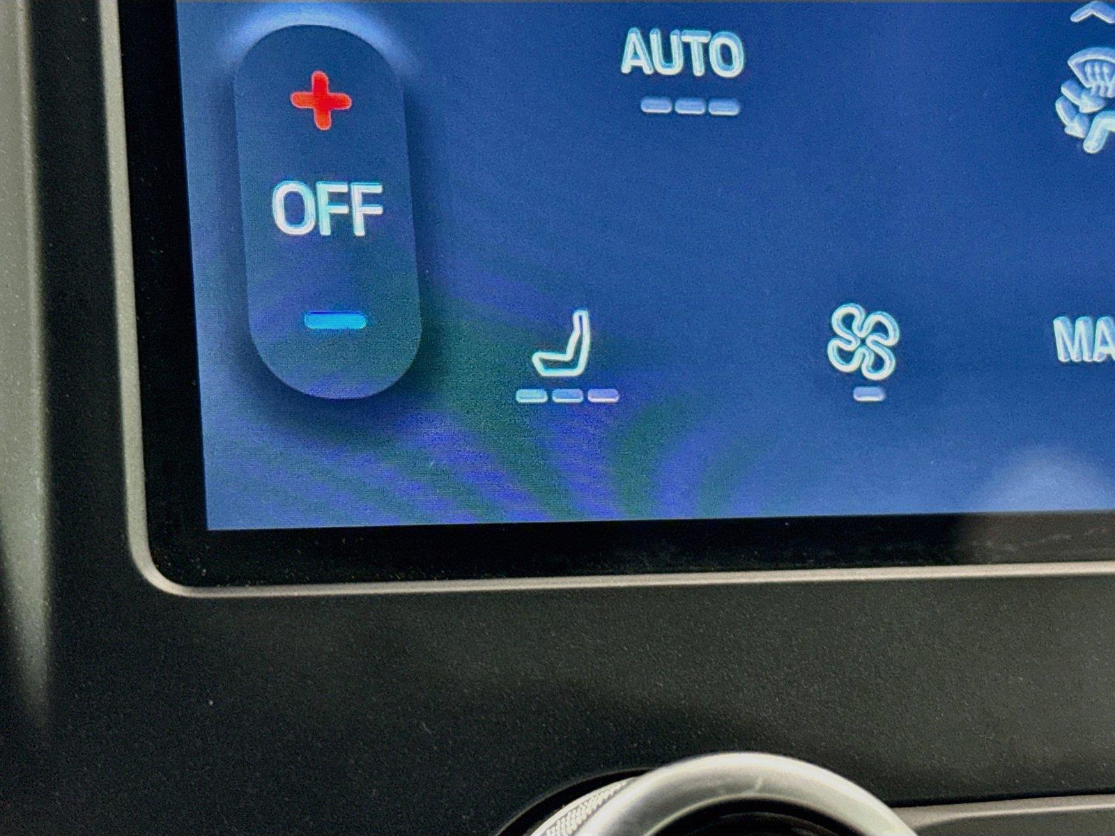 2021 Ford Edge ST-Line photo 7