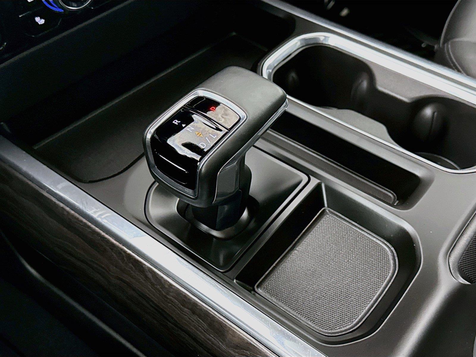 2025 Chevrolet Silverado 1500 LTZ photo 27