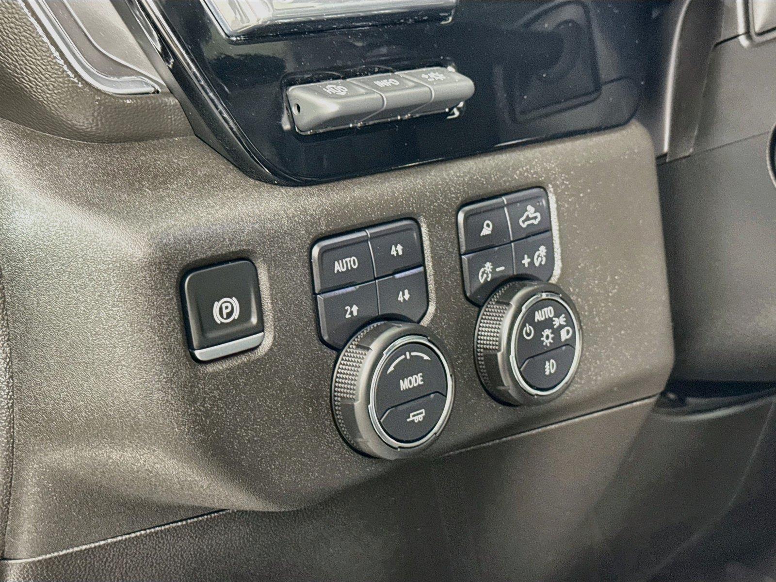 2025 Chevrolet Silverado 1500 LTZ photo 15