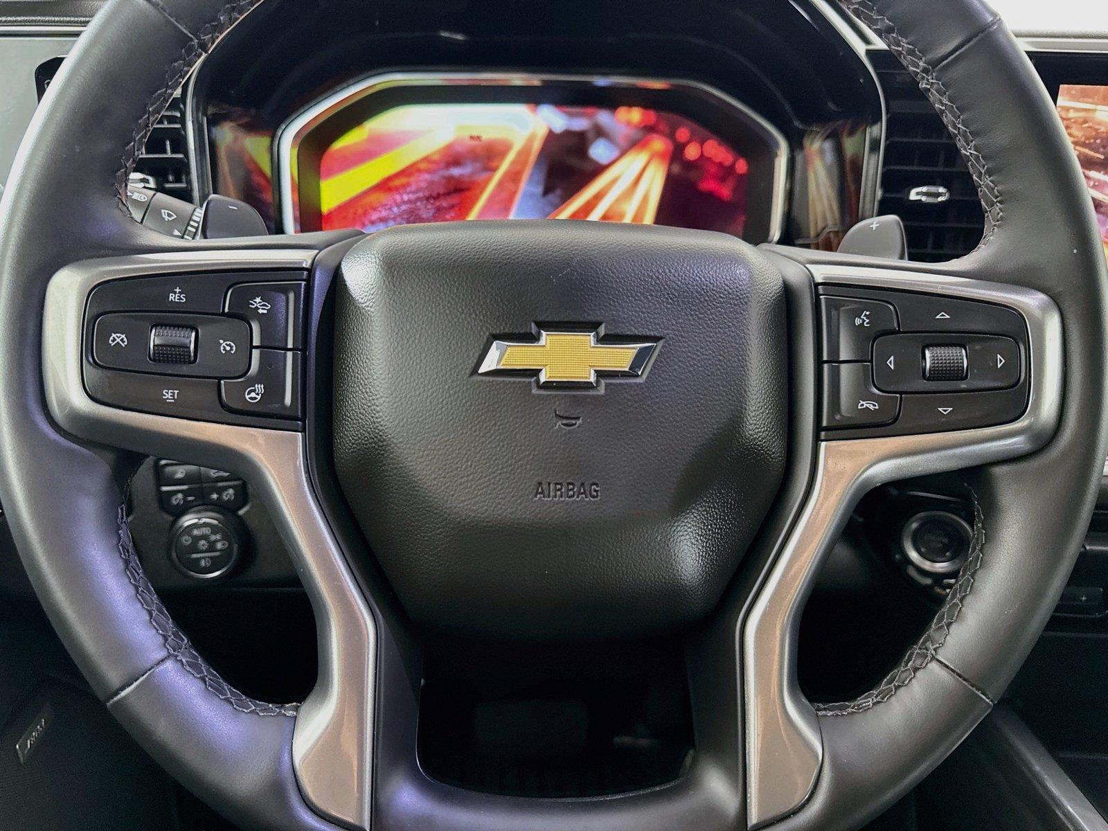 2025 Chevrolet Silverado 1500 LTZ photo 16