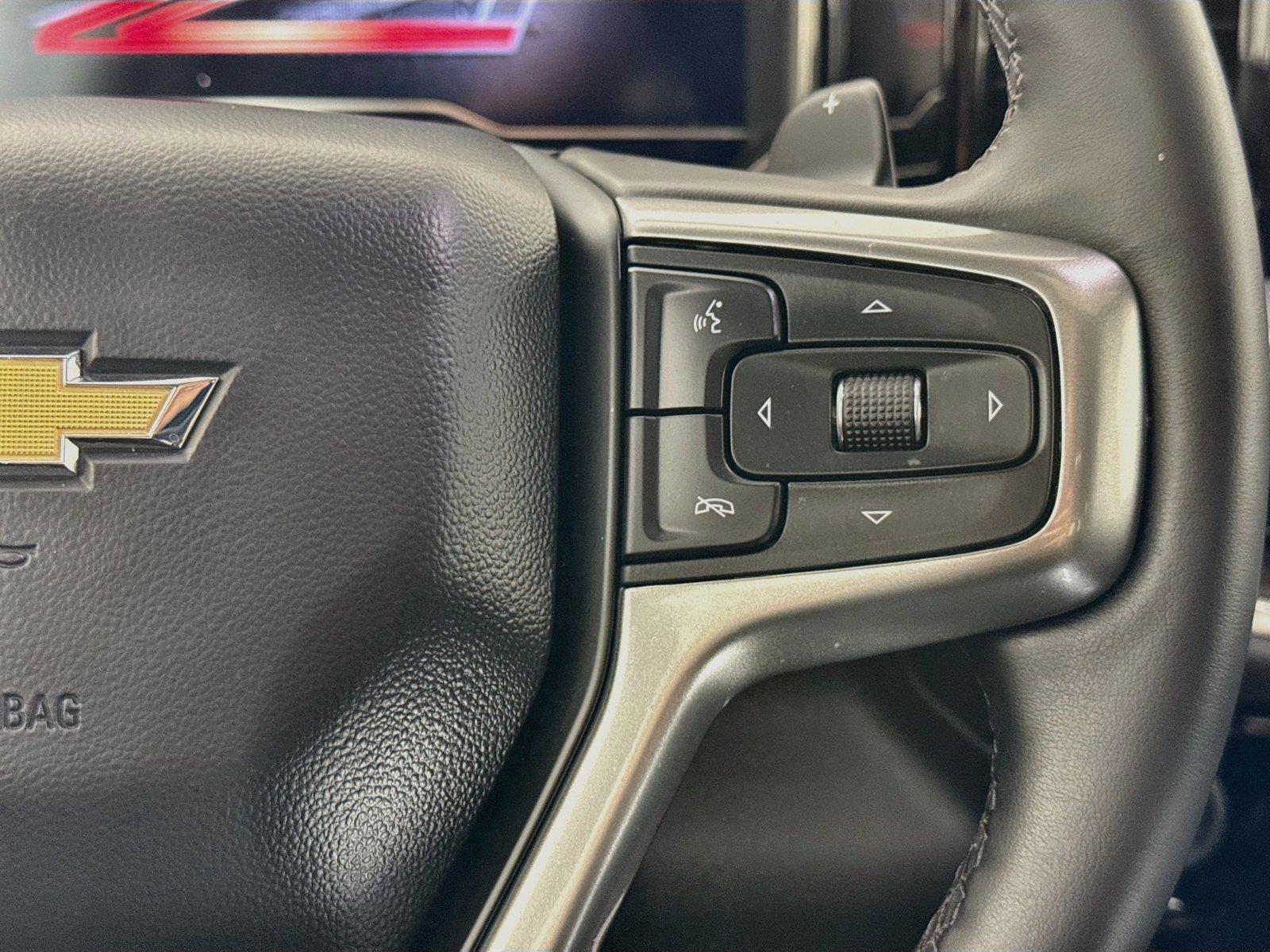 2025 Chevrolet Silverado 1500 LTZ photo 19