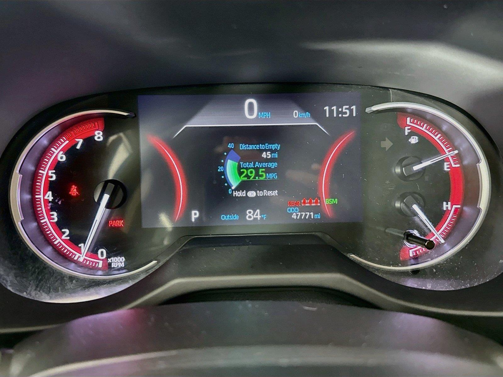 2025 Toyota RAV4 XLE photo 19