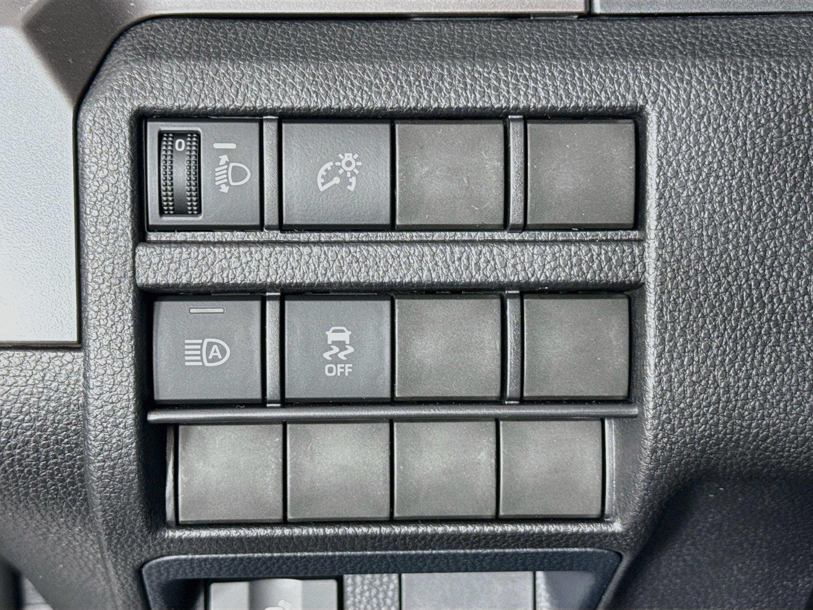 2026 Toyota Tacoma TRD Off-Road photo 15