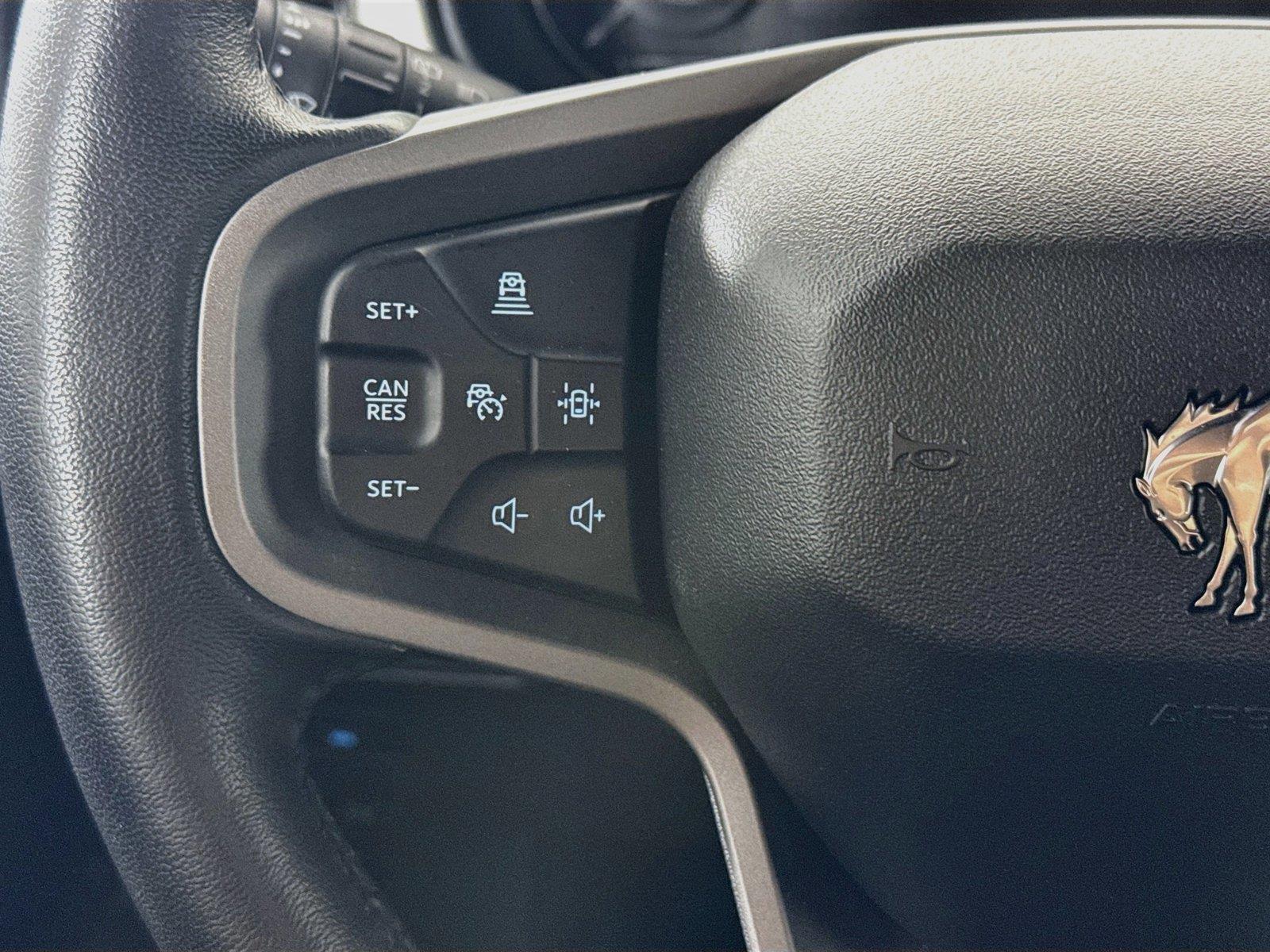 2024 Ford Bronco Outer Banks photo 17