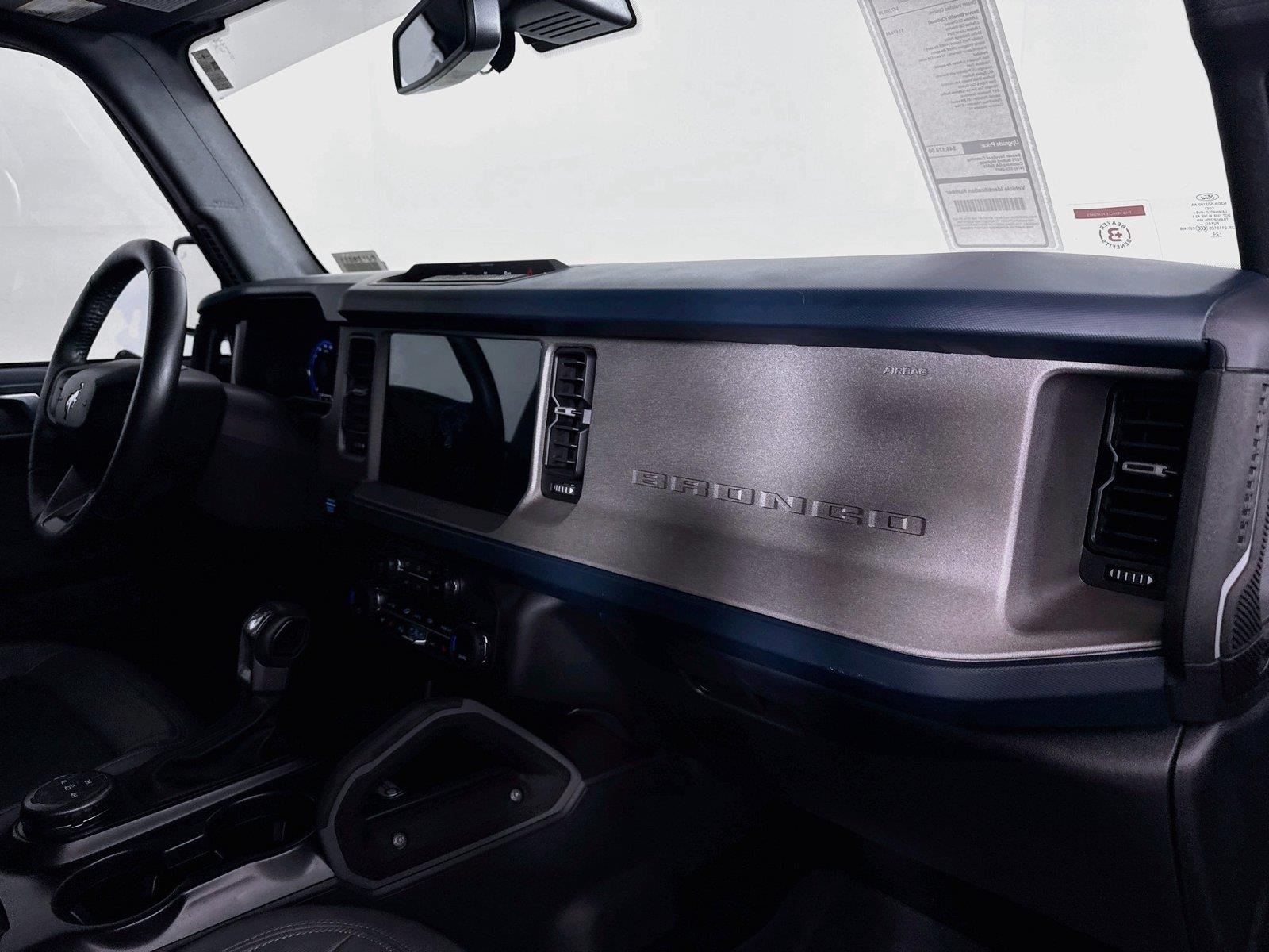 2024 Ford Bronco Outer Banks photo 38