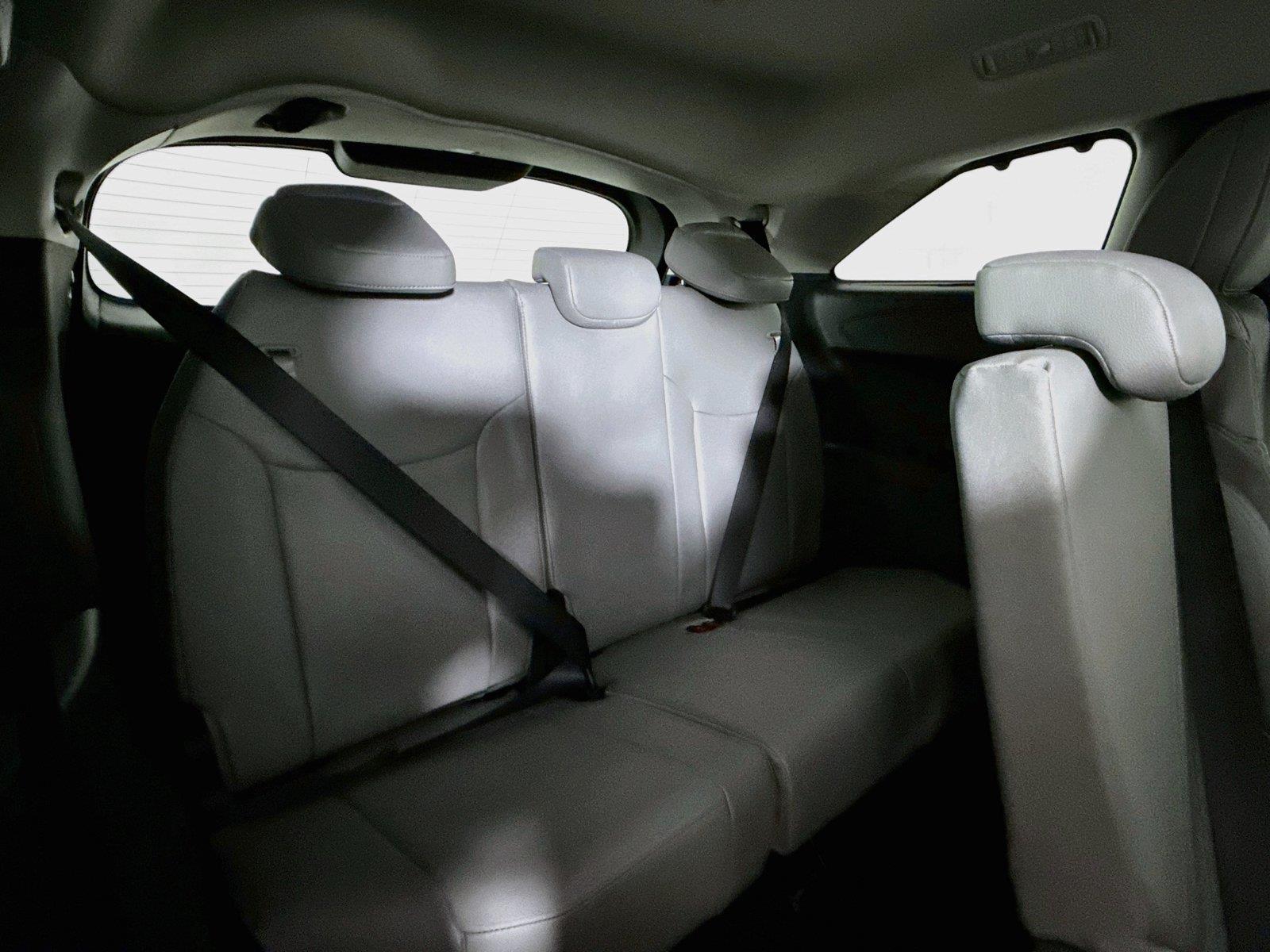 2026 Toyota Sienna XLE 8-Passenger photo 37