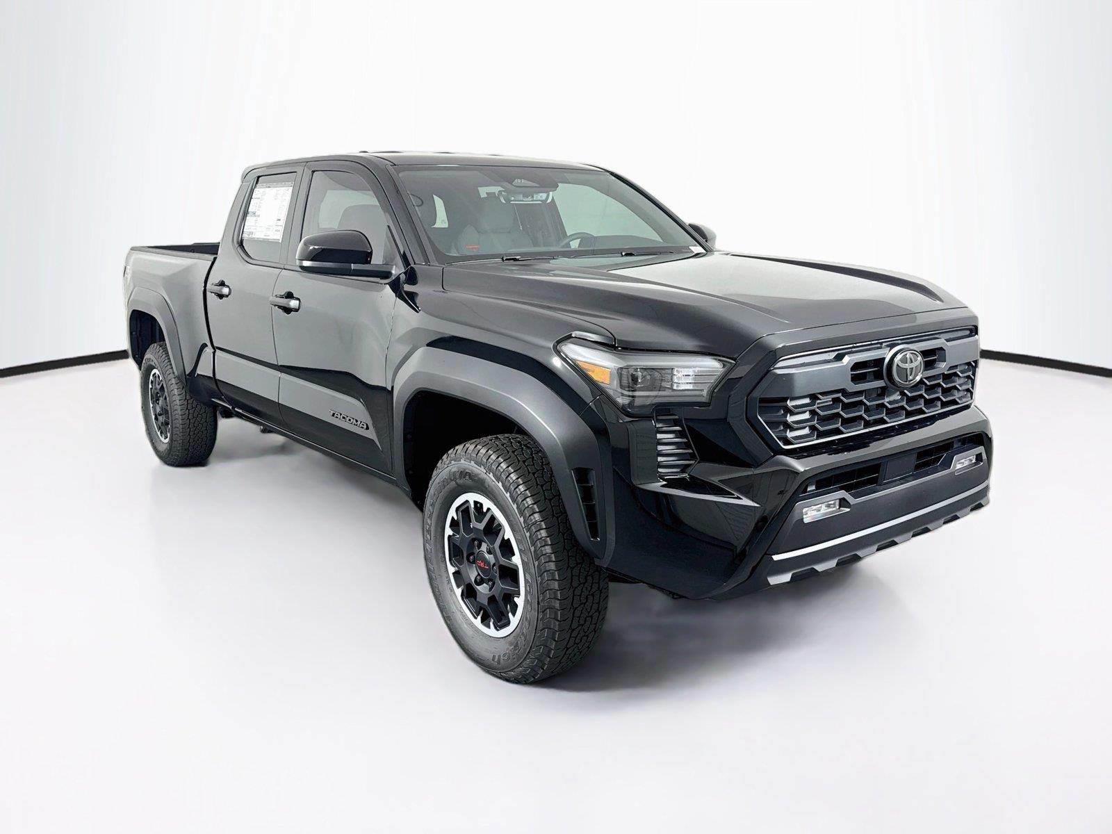 2026 Toyota Tacoma TRD Off-Road photo 4