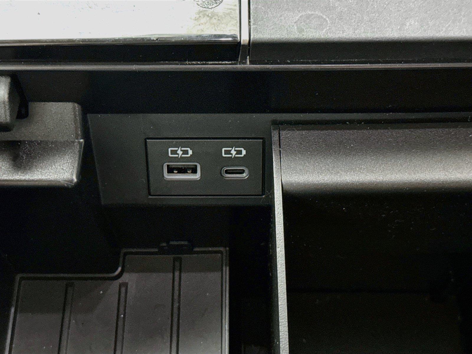 2024 Toyota Tundra SR5 photo 33