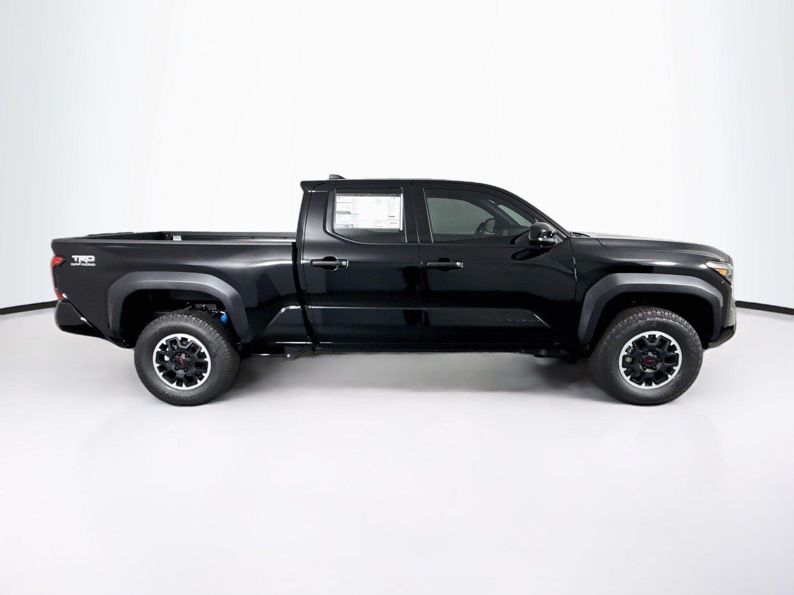 2026 Toyota Tacoma TRD Off-Road photo 5