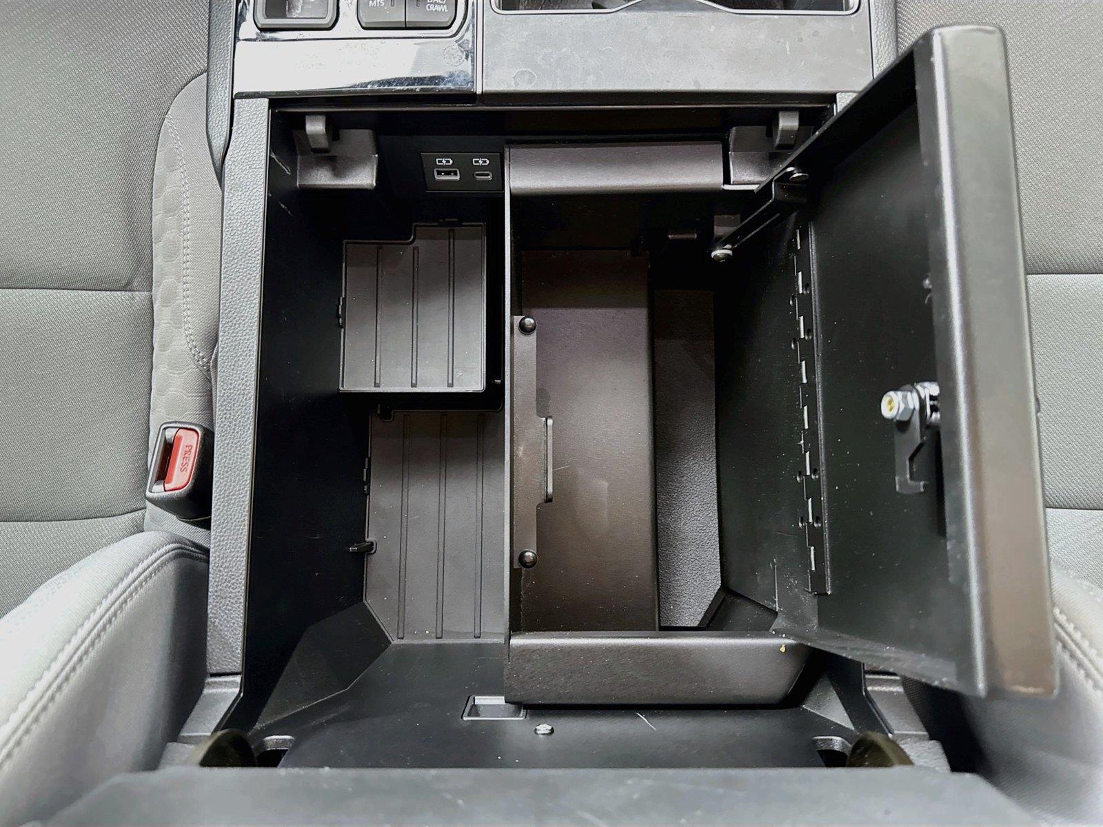 2024 Toyota Tundra SR5 photo 32