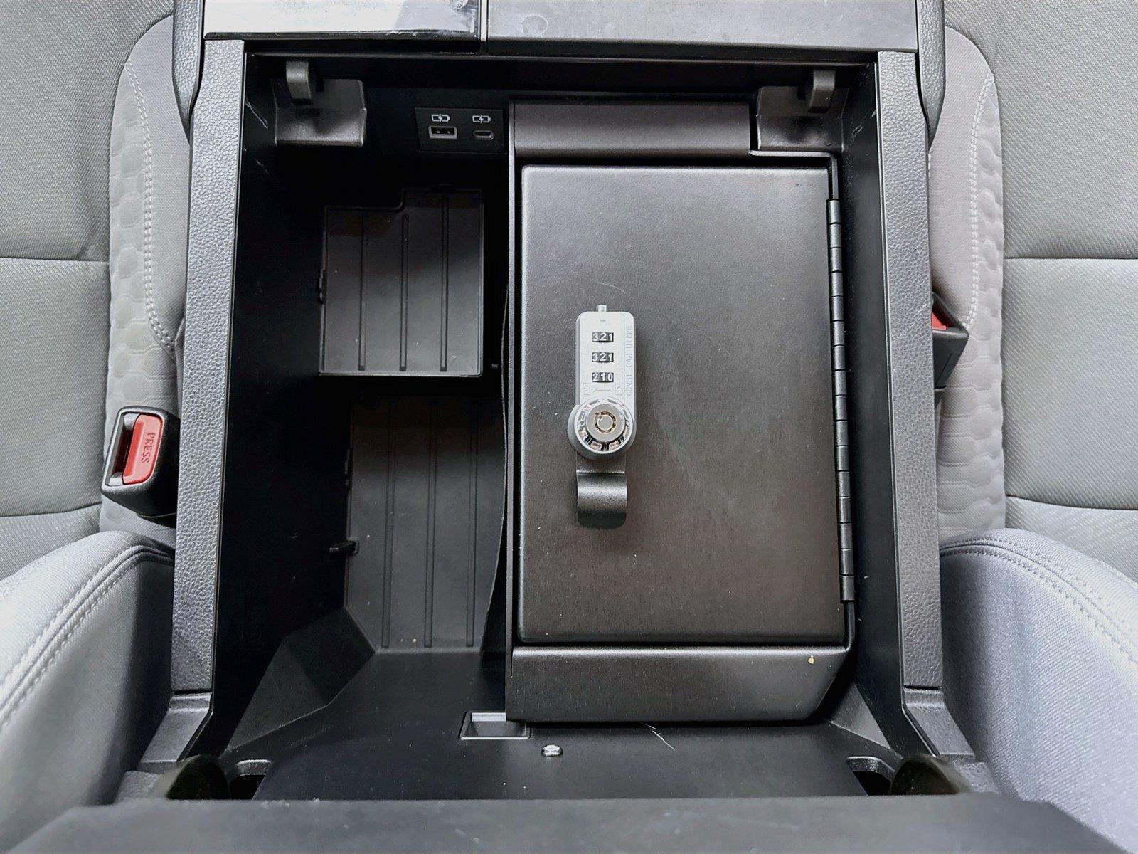 2024 Toyota Tundra SR5 photo 31