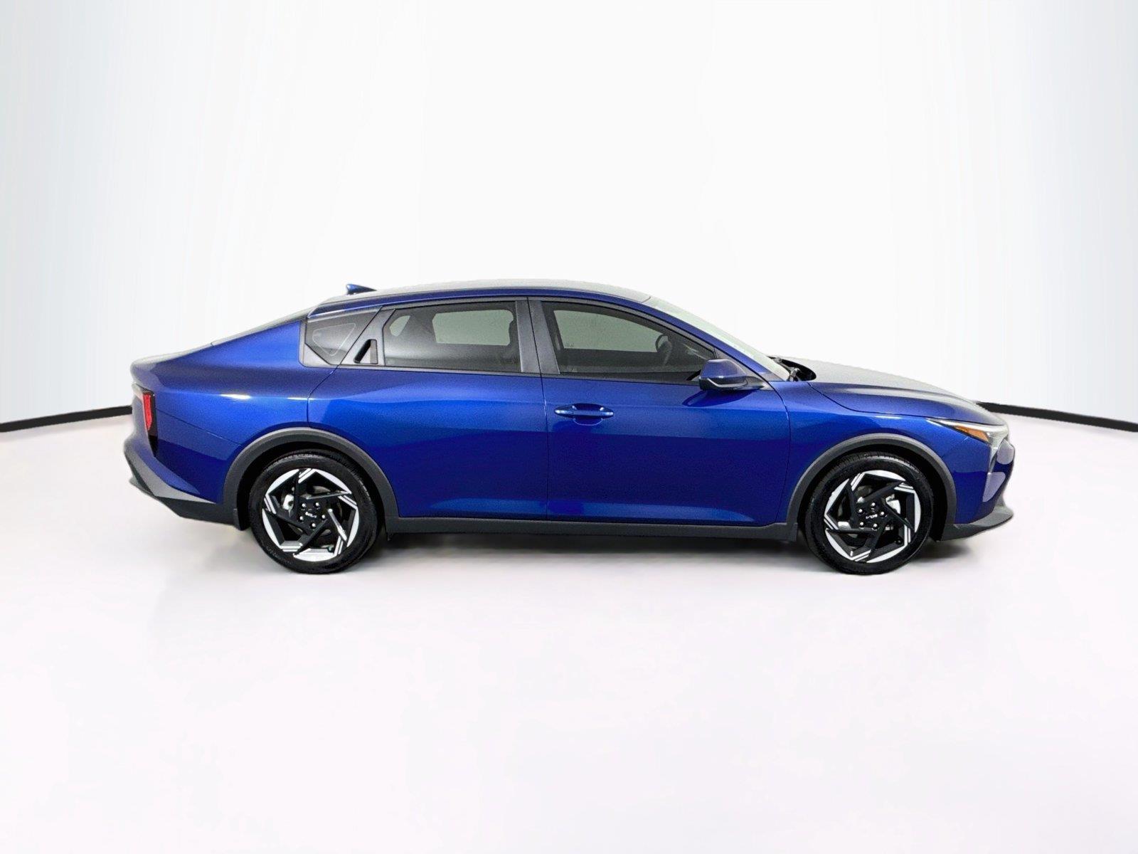 2025 Kia K4 EX photo 8