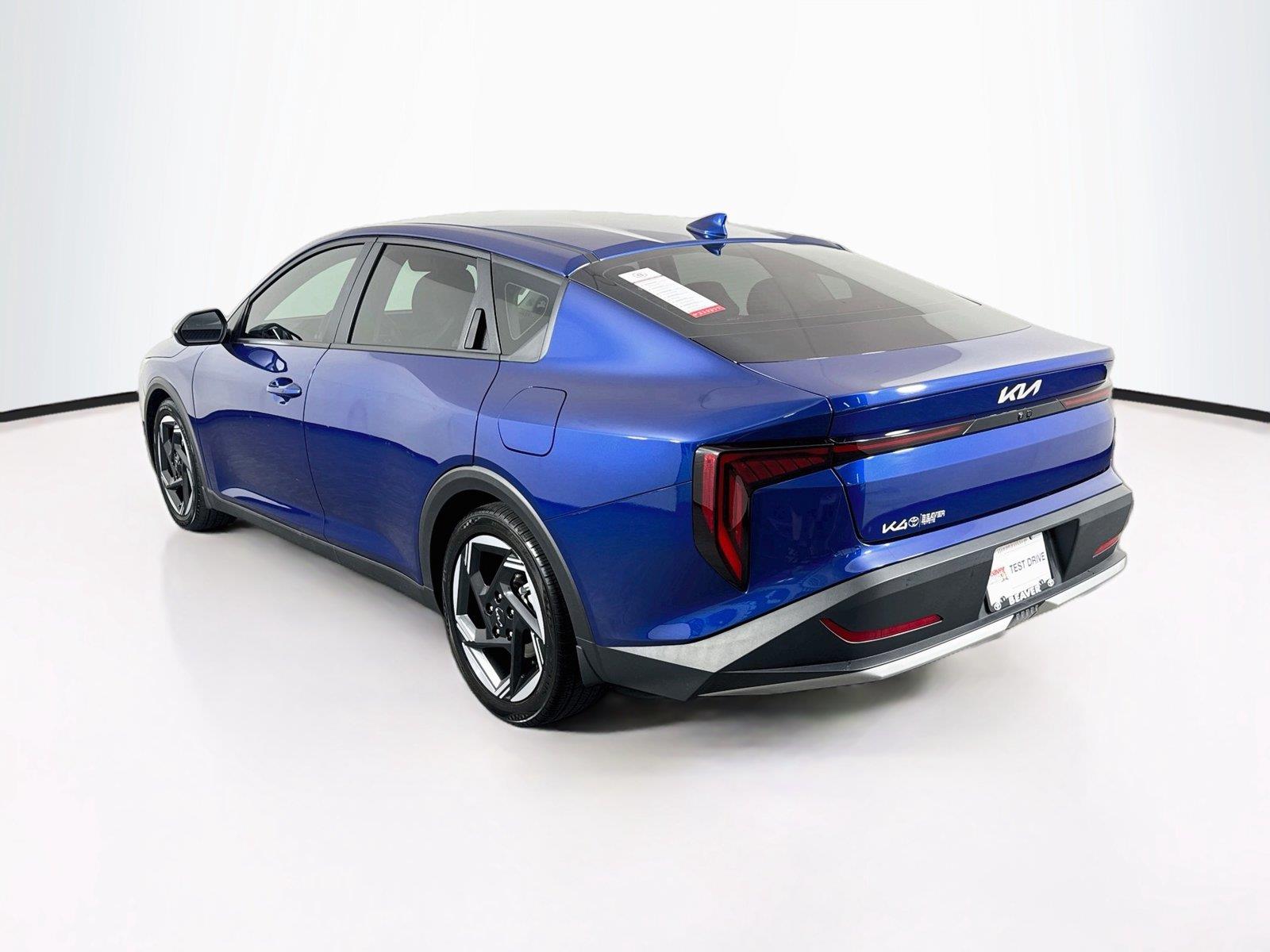 2025 Kia K4 EX photo 10