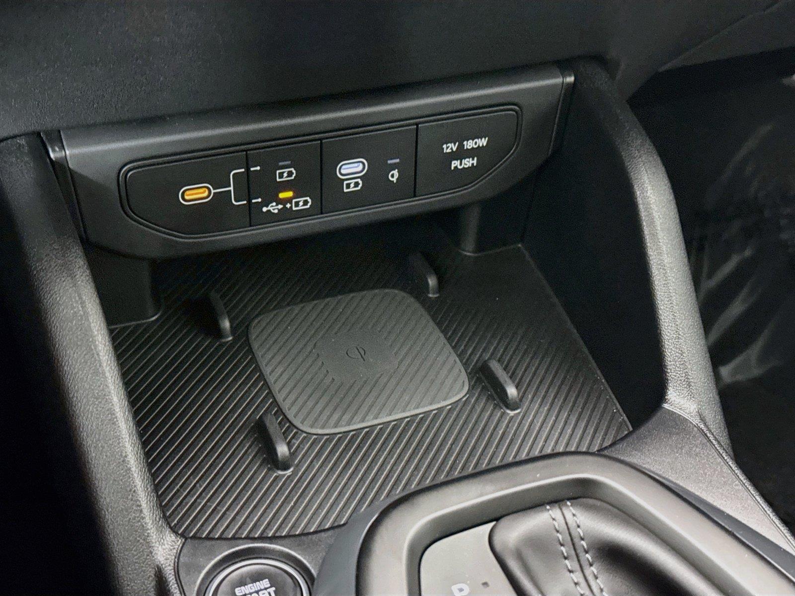 2025 Kia K4 EX photo 24