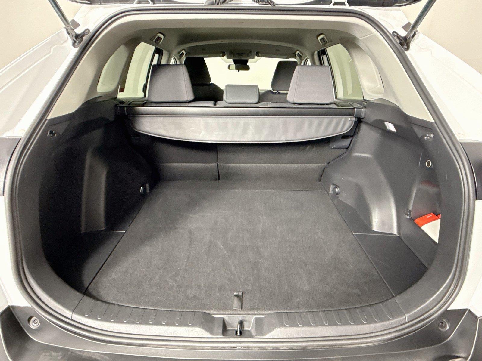 2025 Toyota RAV4 XLE photo 37