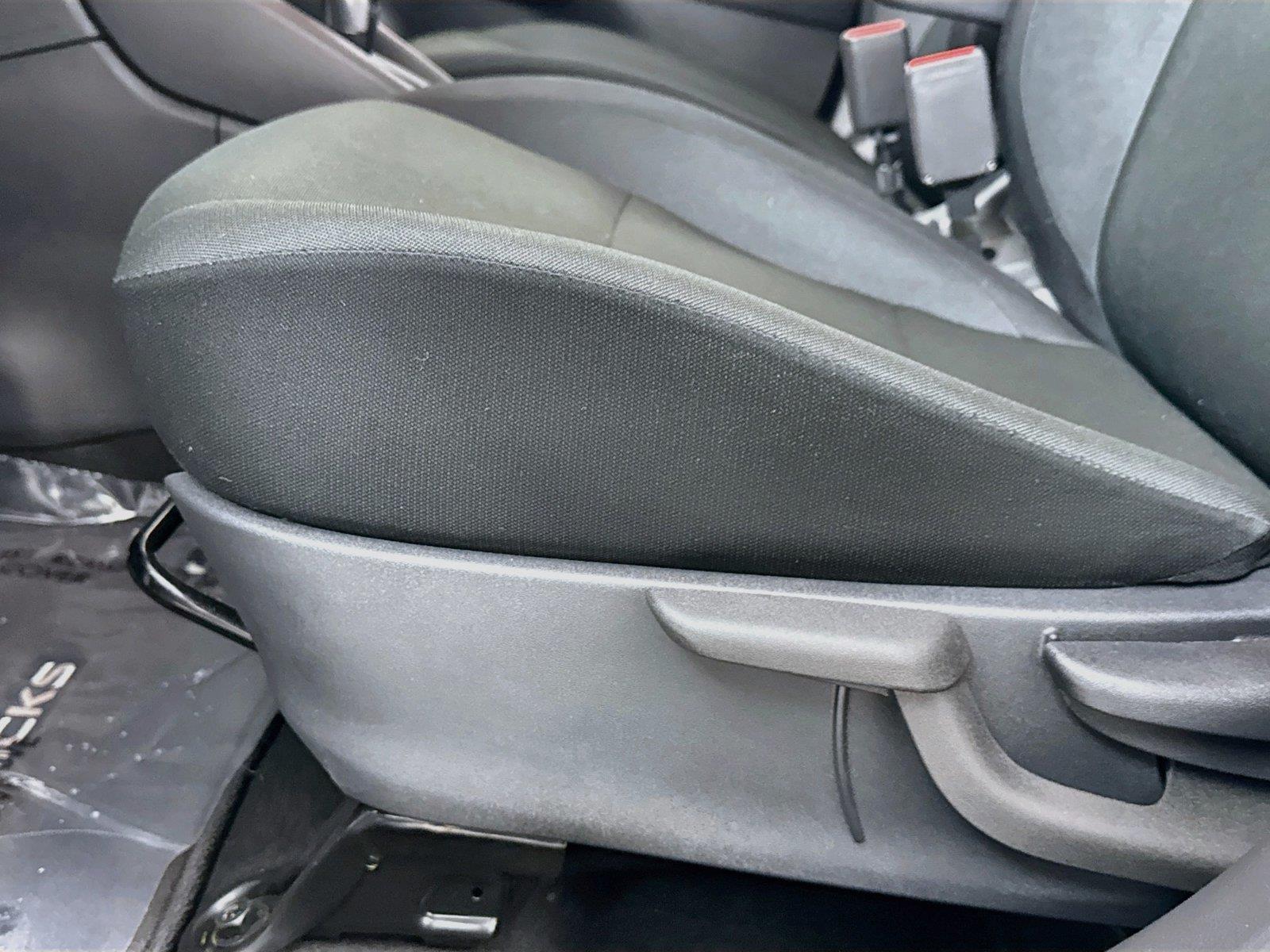 2024 Nissan Kicks S photo 25