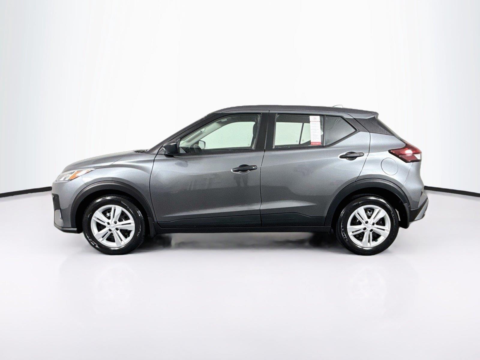 2024 Nissan Kicks S photo 11