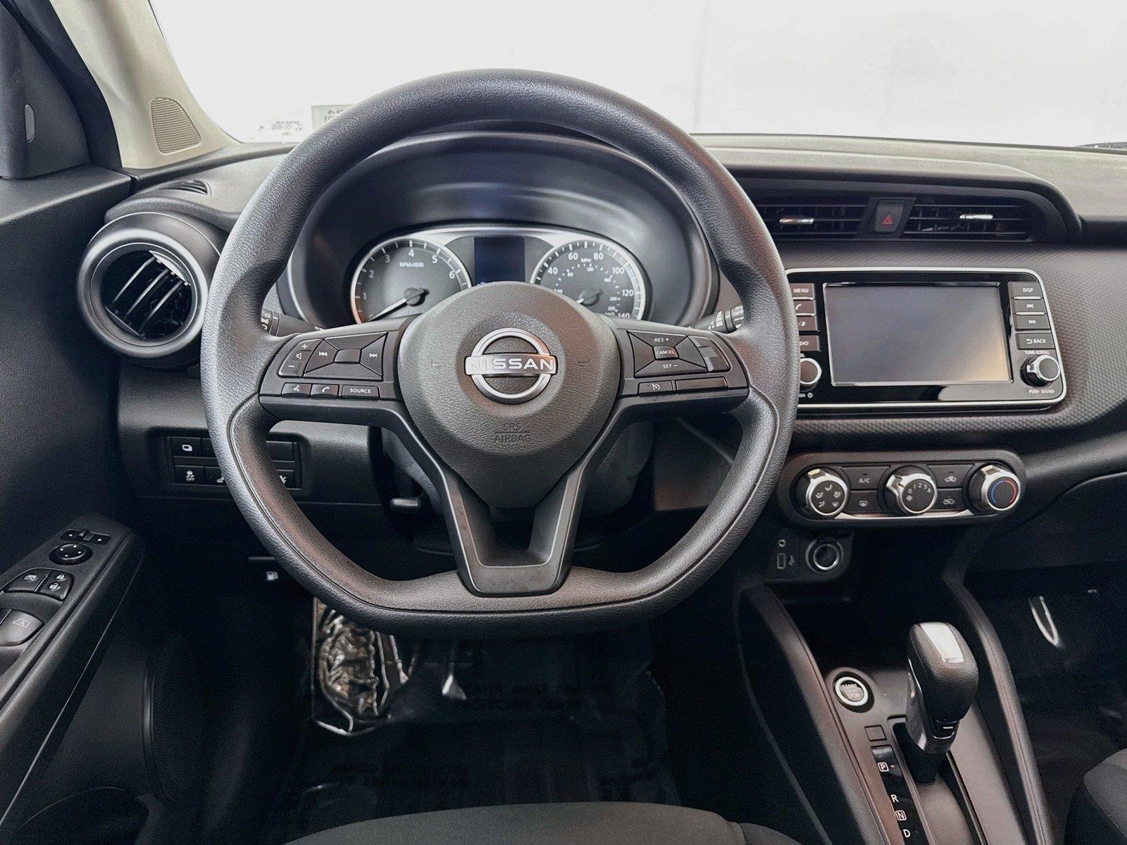 2024 Nissan Kicks S photo 27
