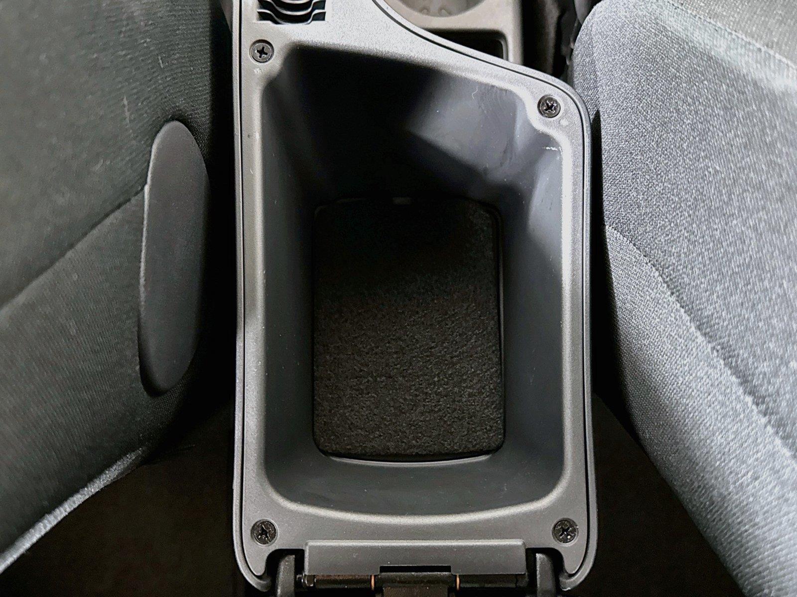 2024 Nissan Kicks S photo 29