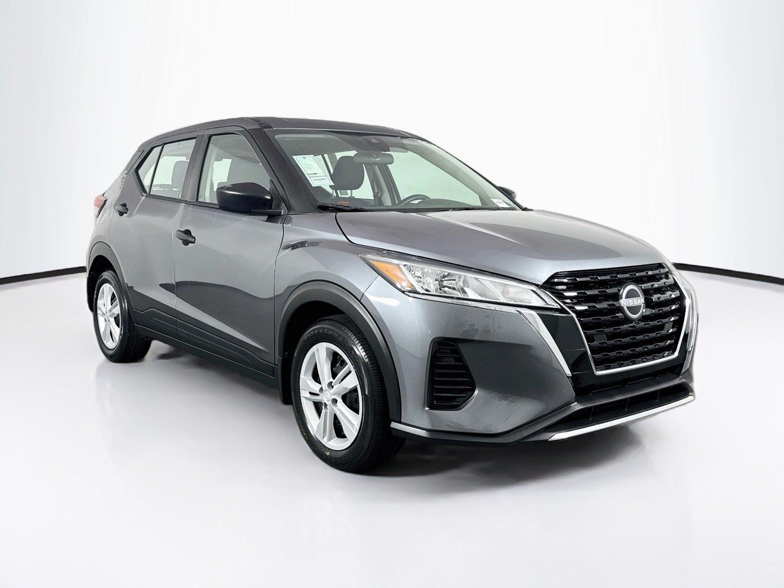 2024 Nissan Kicks S photo 7