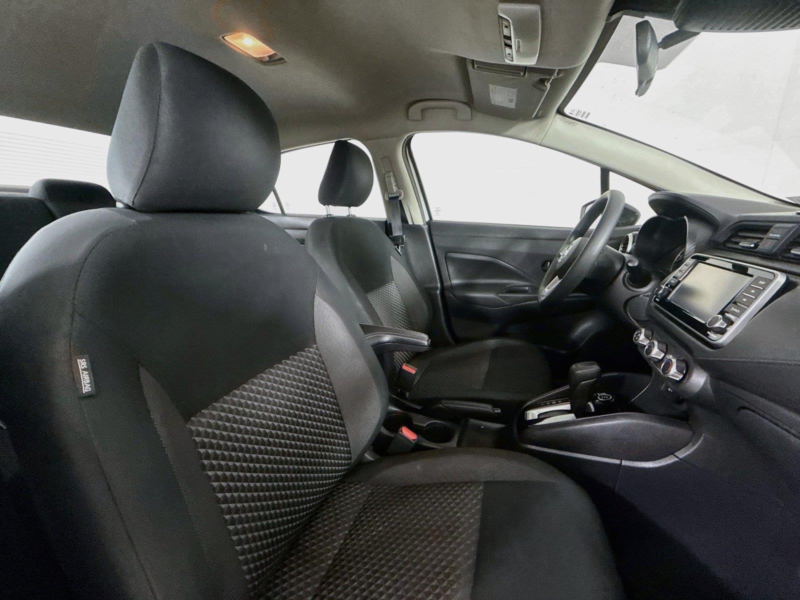2020 Nissan Versa S photo 32