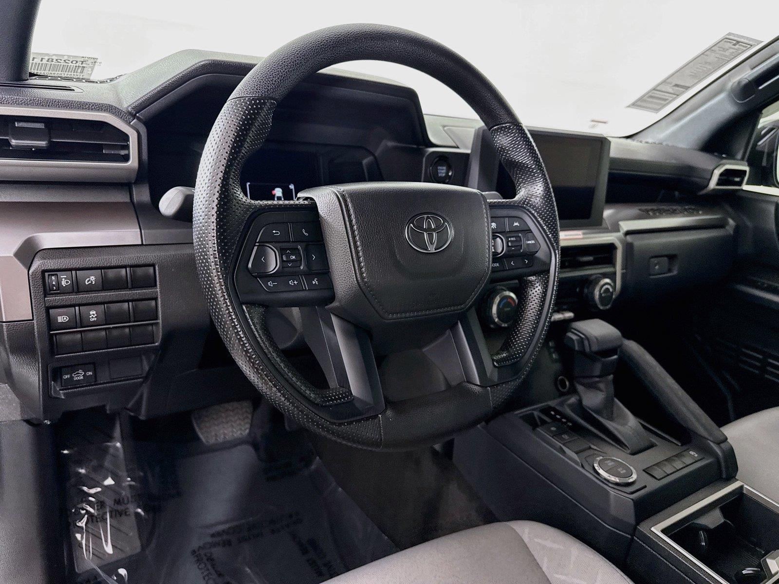 2024 Toyota Tacoma SR5 photo 3