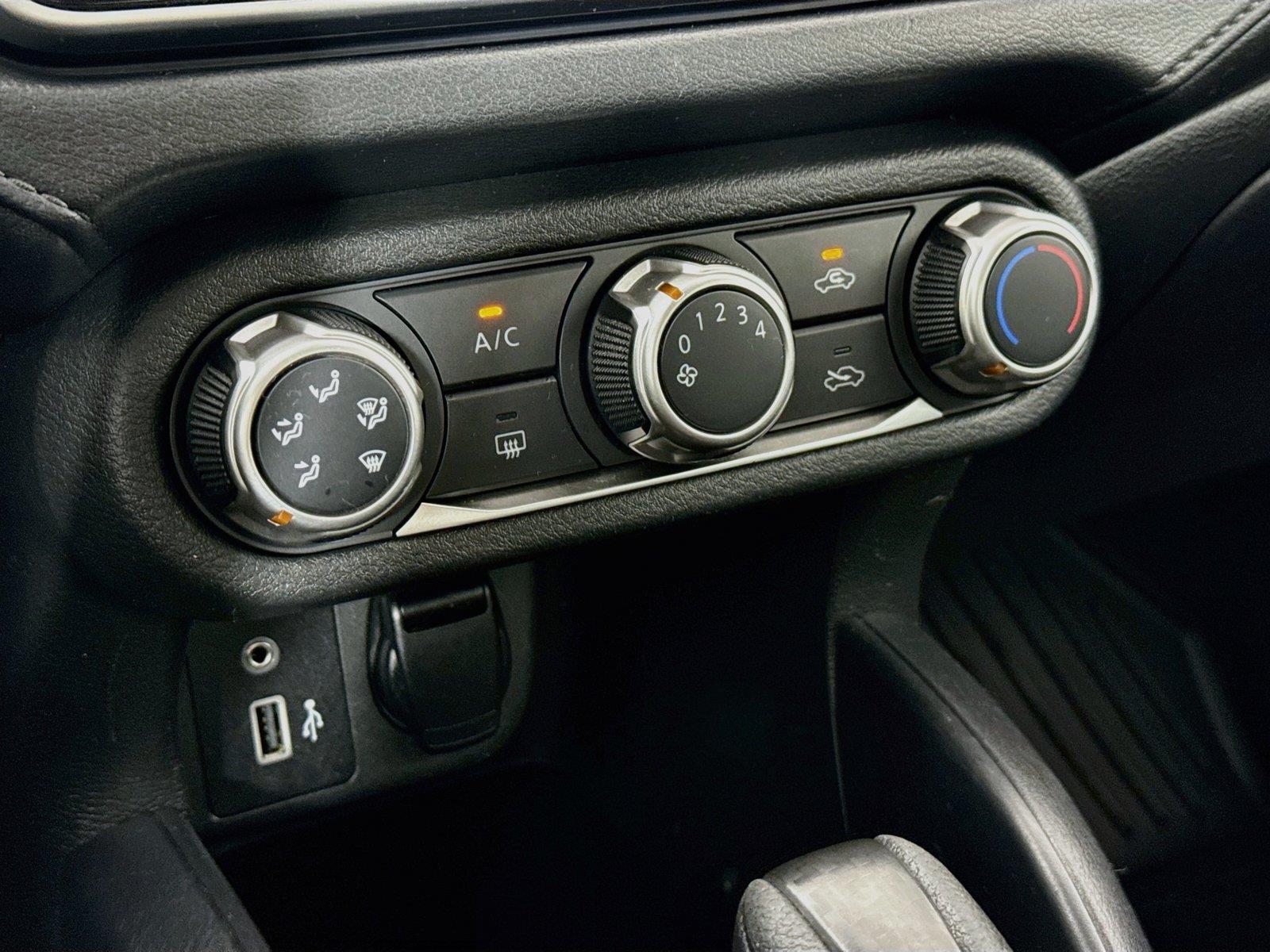 2020 Nissan Versa S photo 22
