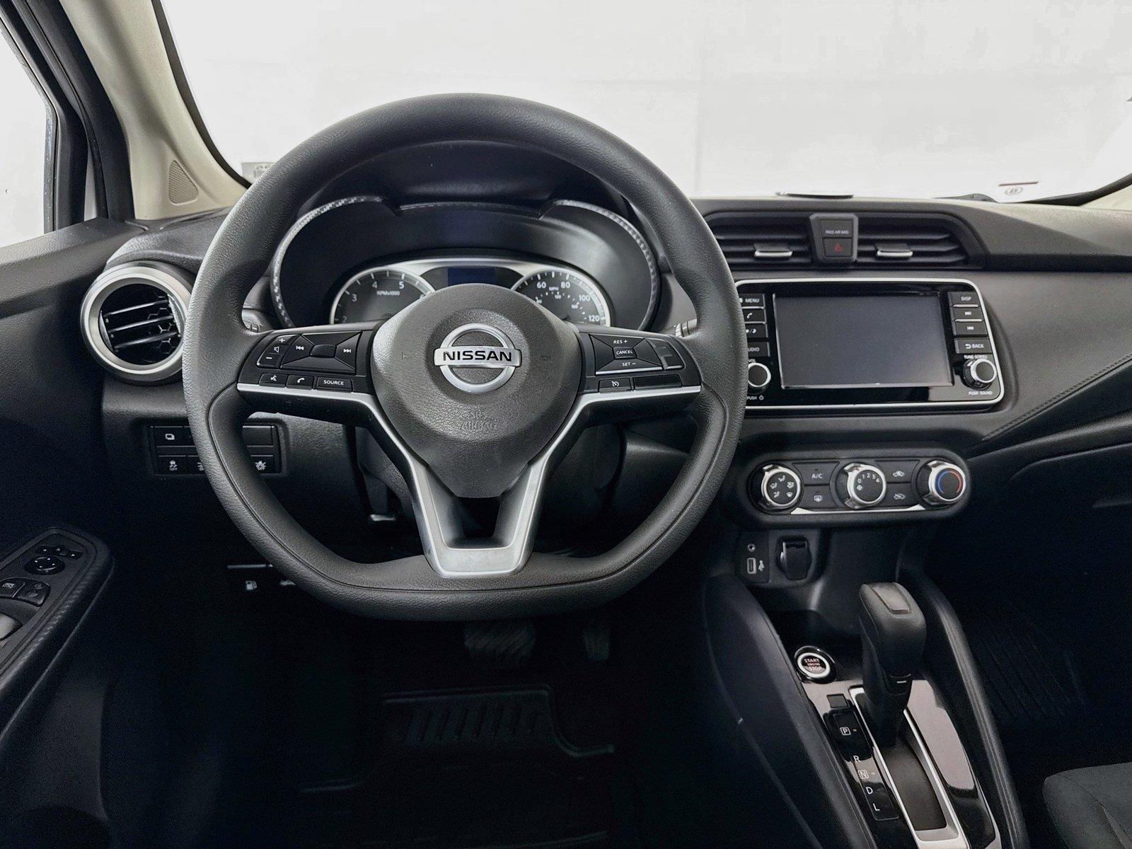2020 Nissan Versa S photo 27