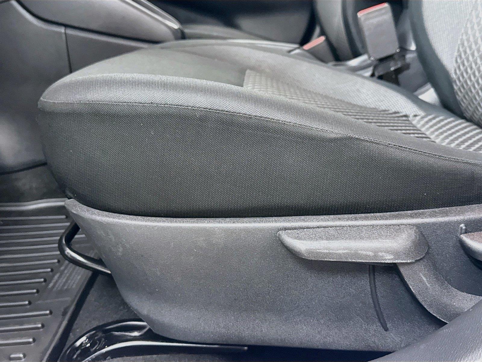 2020 Nissan Versa S photo 25
