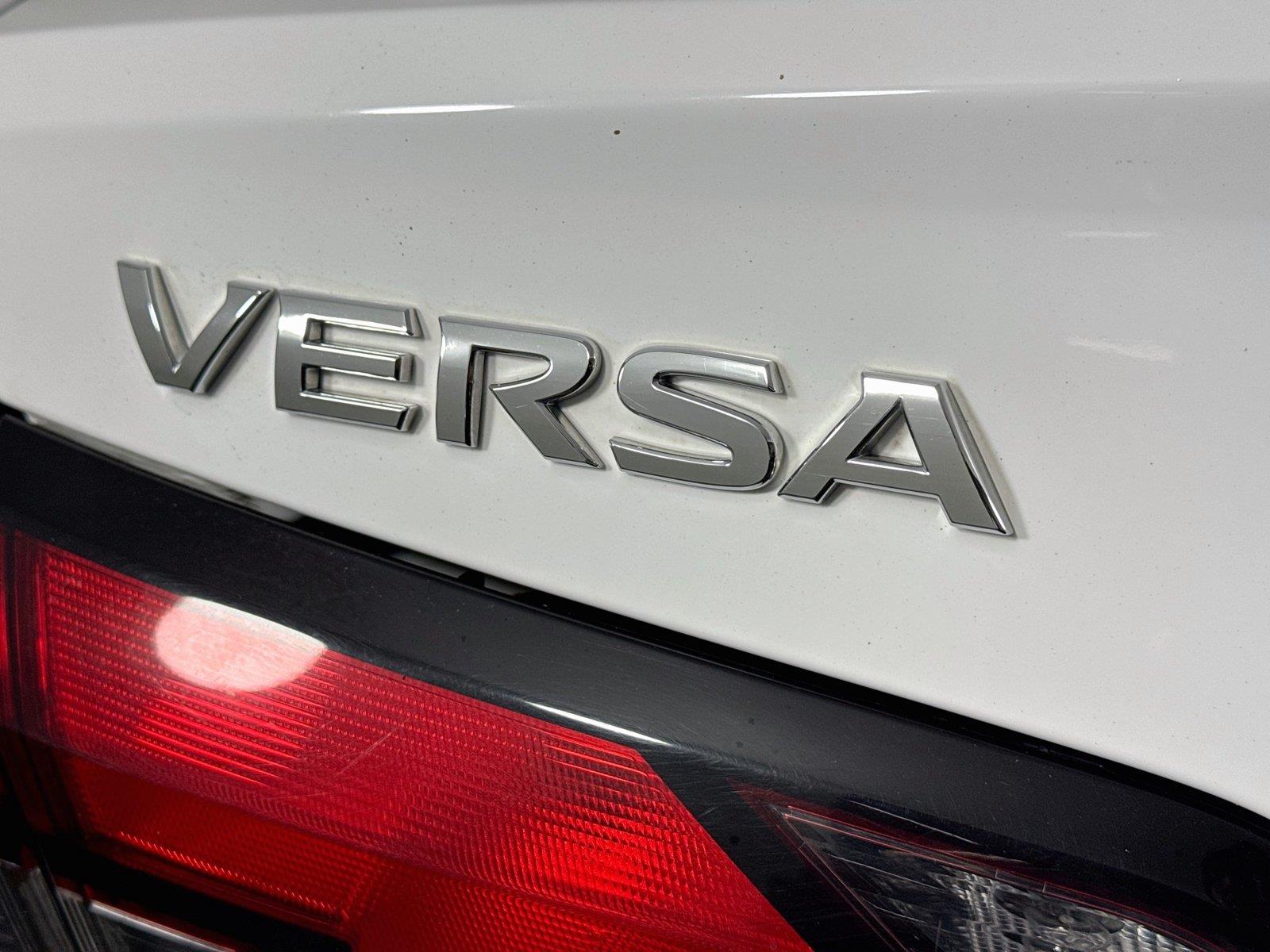 2020 Nissan Versa S photo 12