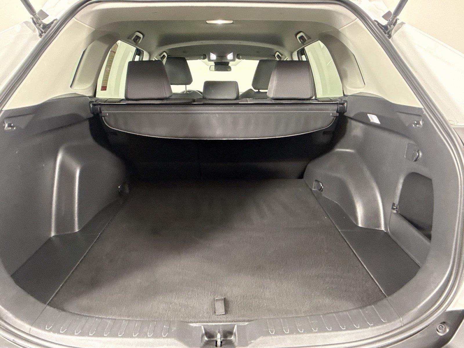 2025 Toyota RAV4 XLE photo 35