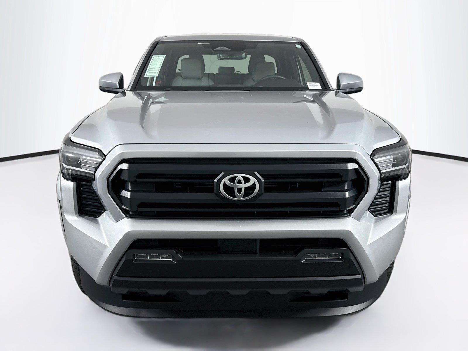 2024 Toyota Tacoma SR5 photo 7